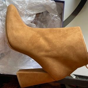 Stuart Weitzman